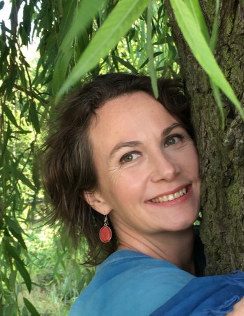 Angličtina Zahorská Bystrica Smiling Snake - jazykovanie.com - lektorka - Jane Prejsa